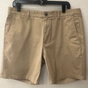 BONOBOS Men's Chino Shorts with Snap-Lock Button Size 34 / 7” in Khaki
